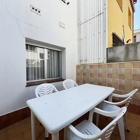 Apartamento Descubre L'escala: Playas, Calas E Historia - Hisp-7-96